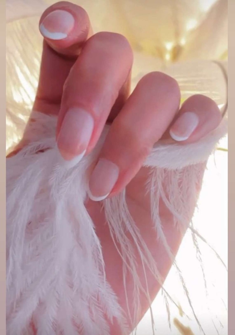 white salon & spa
