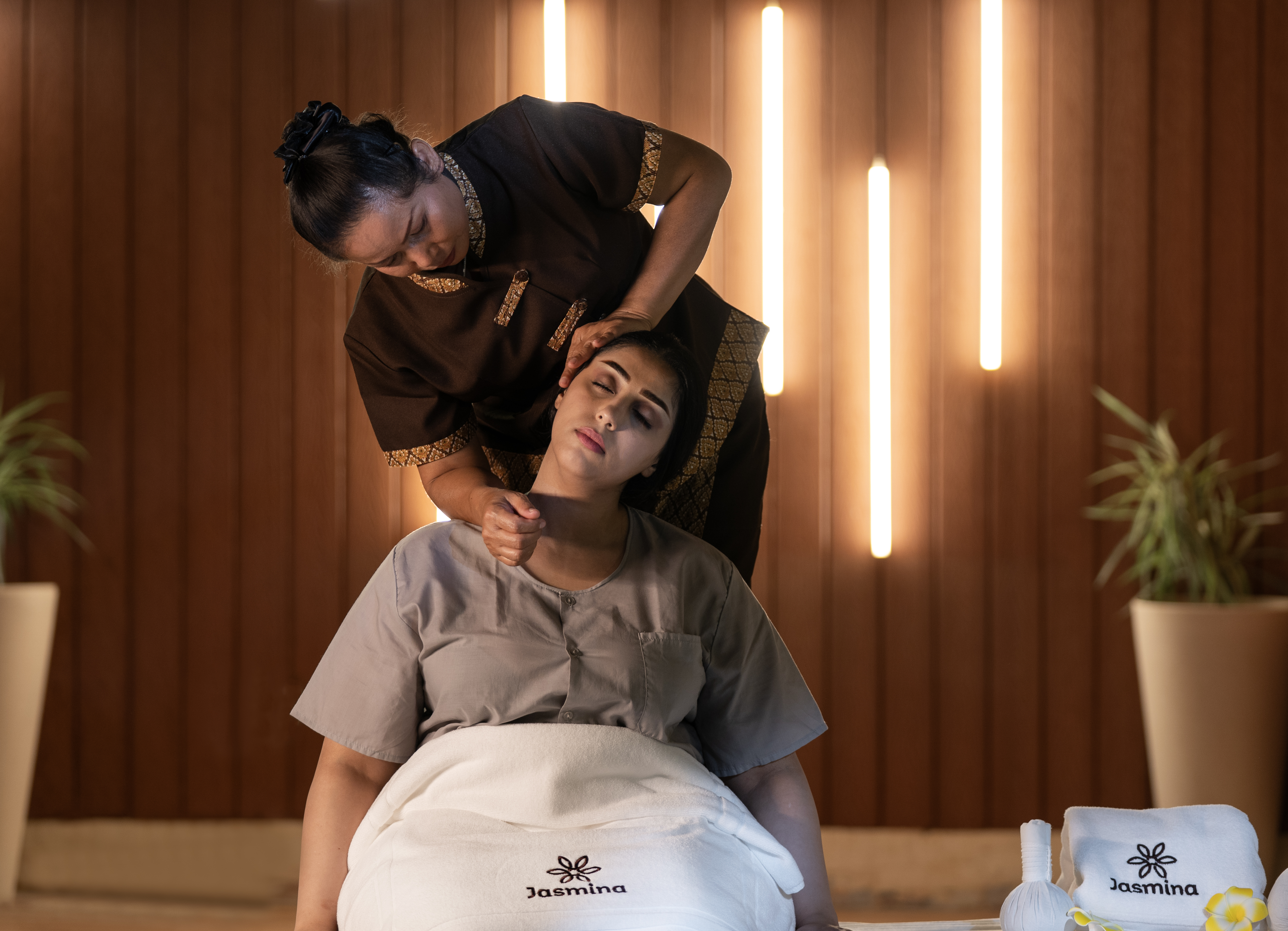 jasmina spa ( thai massage )